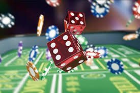 Tampilan utama sportsbook dan live casino facaitoto di perangkat mobile